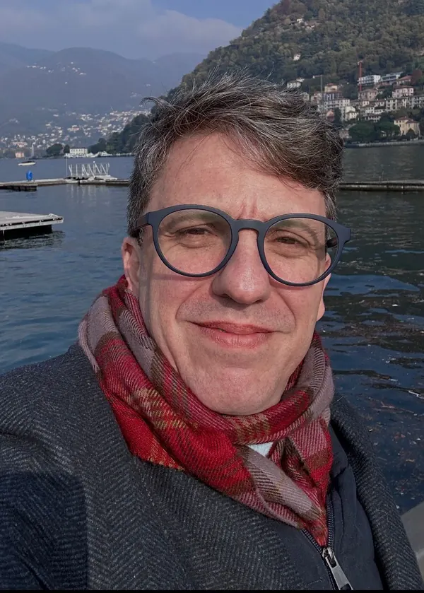 Retrato de Dr. Lucas Perrone